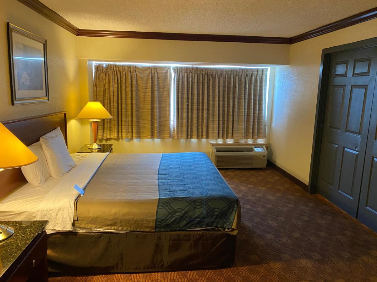 Rodeway Inn Sandston Phòng bức ảnh